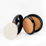 CLASSIC COMPACT PLUS FOUNDATION PRESSED POWDER (LIGHT)